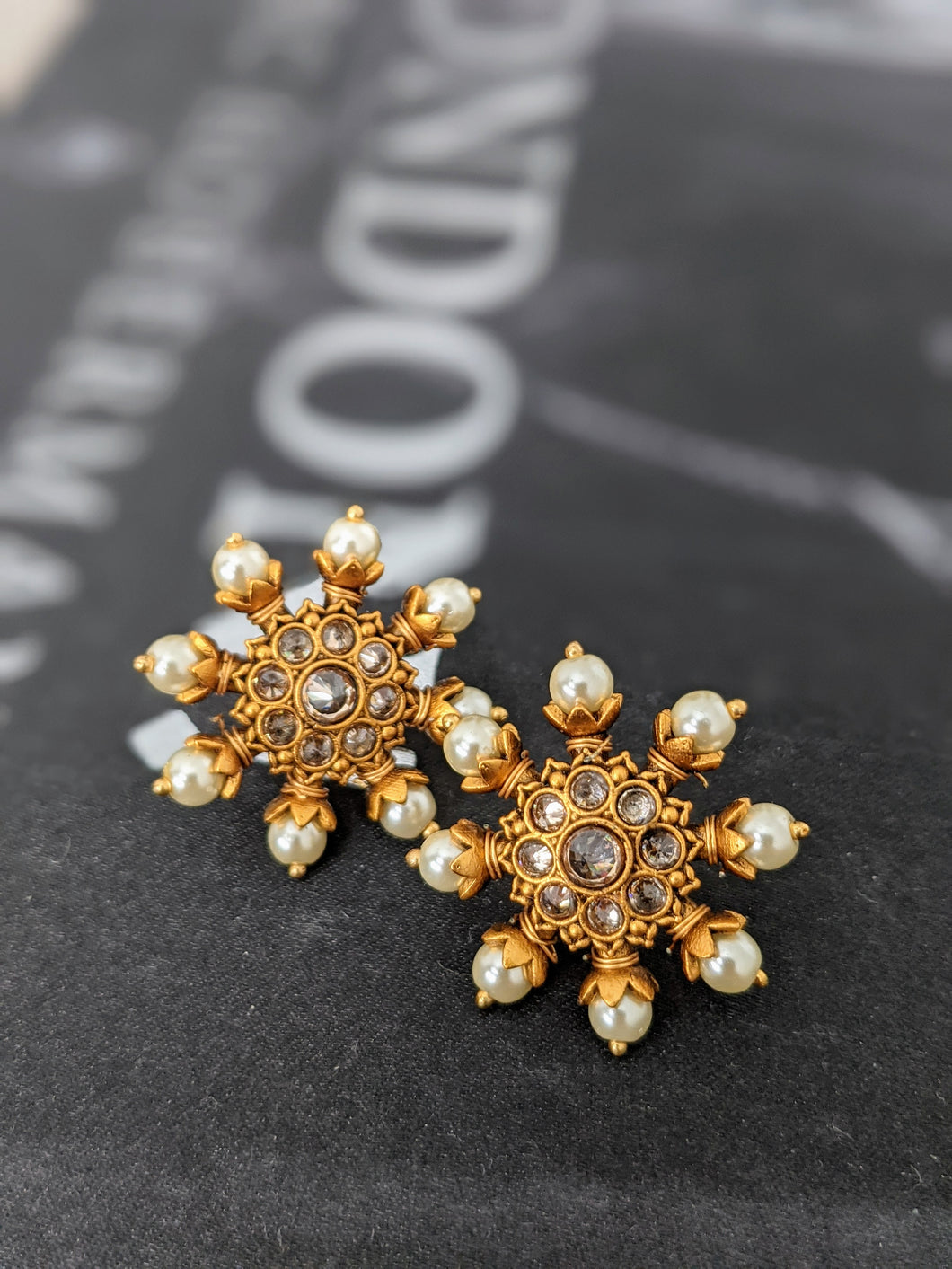 Pearl & Gold Cosmo Studs