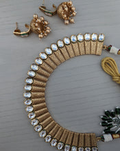 Load image into Gallery viewer, Devi Matte Gold Necklace &amp; Jhumki Earrings Set
